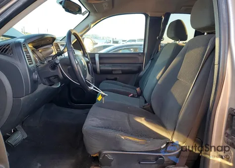 2008 Chevrolet Silverado C1500 from USA, damaged, VIN 2GCEC19CX81101045